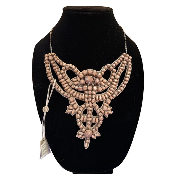 Jewelry - Statement‎ Bib Necklace Beaded Floral Lace Inspired Statement Necklace